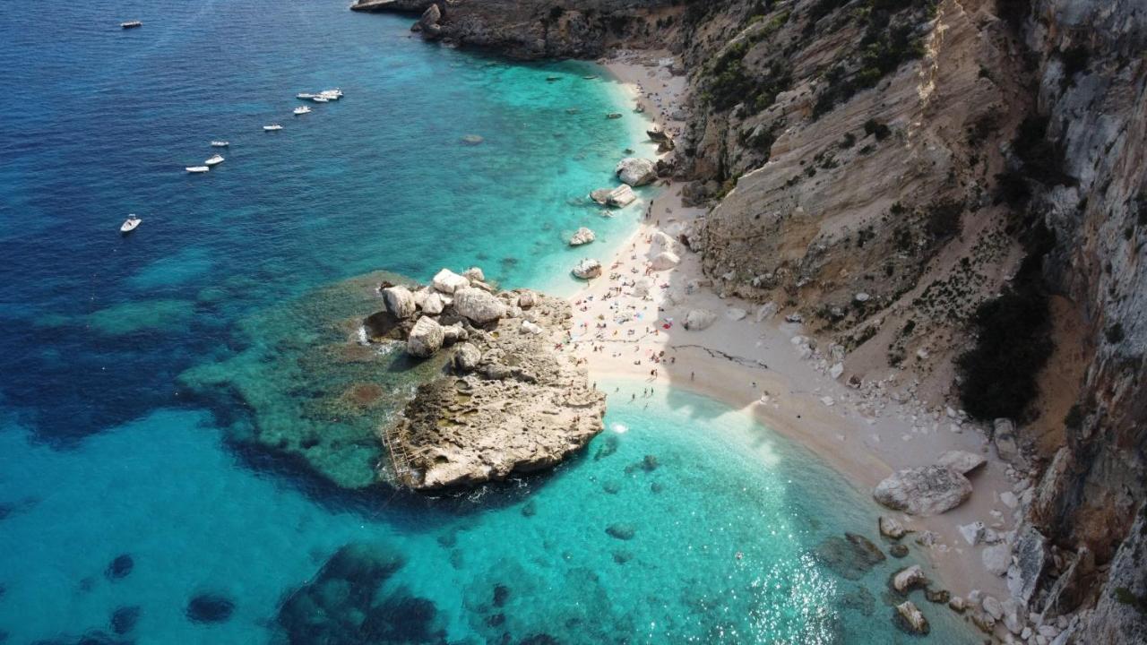 Appartamento Terrazza Vista Mare Кала-Гононе Экстерьер фото
